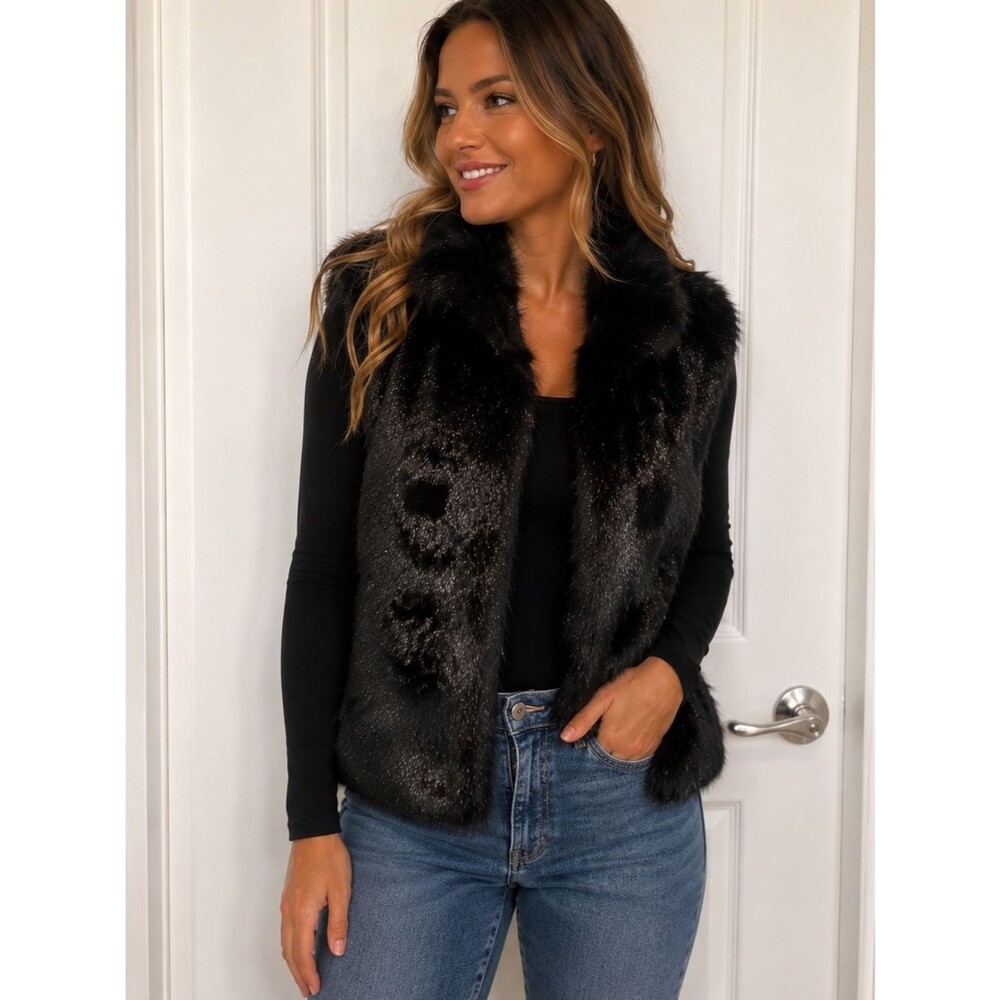 Valerie Stevens Black Faux Fur Vest